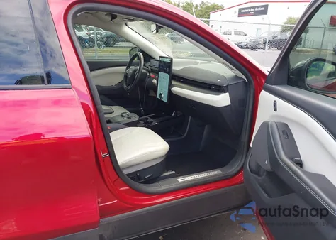 2021 Ford Mustang Mach-E Premium из США, поврежденный, VIN 3FMTK3R72MMA28616